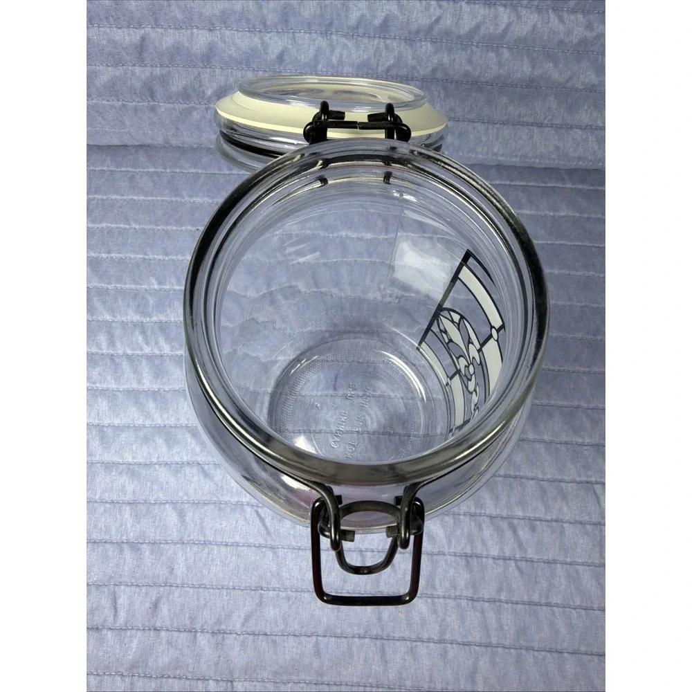 1990 Anchor Hocking Cookie Canister With locking Lid Glass Jar